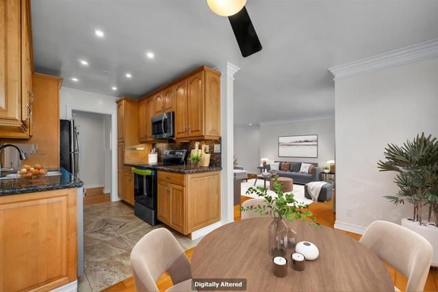 1021 12th Street 303, Santa Monica, CA 90403