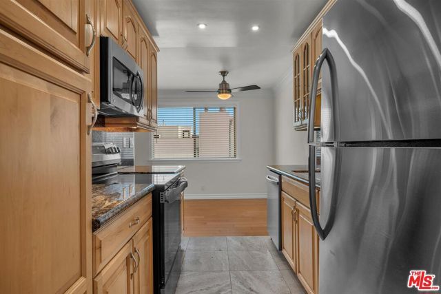 1021 12th Street 303, Santa Monica, CA 90403