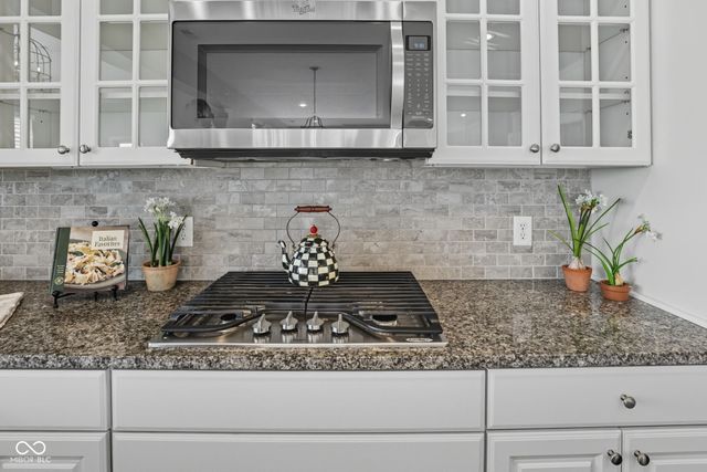 15700 Lawton Square Drive, Noblesville, IN 46062