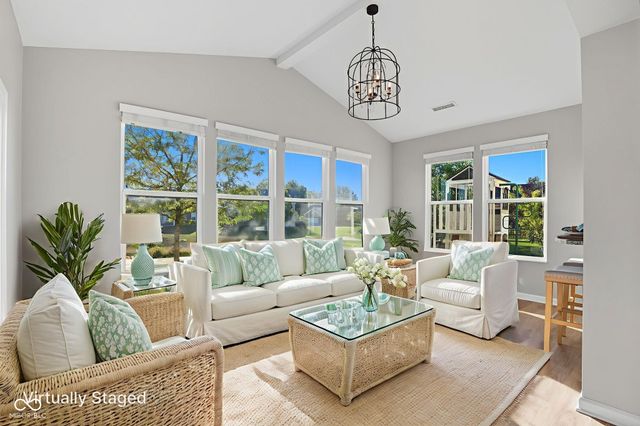 15700 Lawton Square Drive, Noblesville, IN 46062