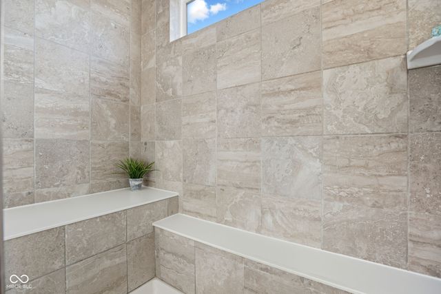 15700 Lawton Square Drive, Noblesville, IN 46062