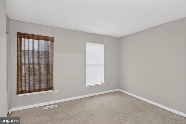 1874 TIGER LILY CIR, Woodbridge, VA 22192