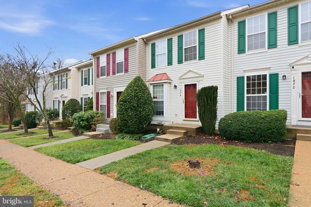 1874 TIGER LILY CIR, Woodbridge, VA 22192