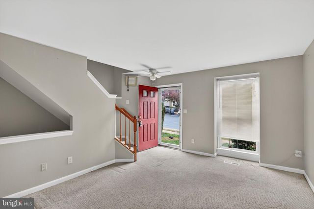 1874 TIGER LILY CIR, Woodbridge, VA 22192