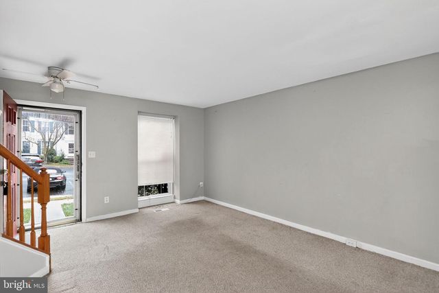 1874 TIGER LILY CIR, Woodbridge, VA 22192