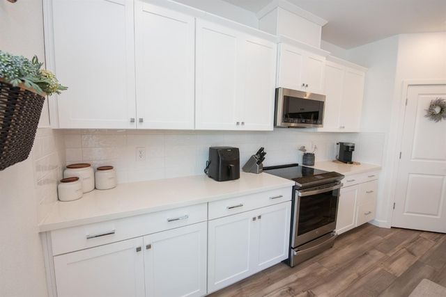 8758 Hg Madrigal Way, Elk Grove, CA 95624