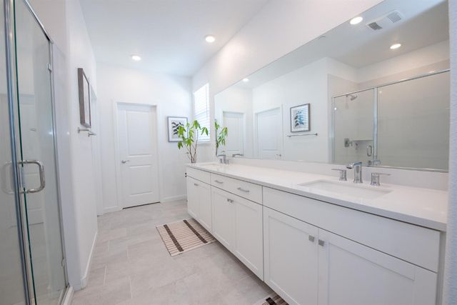 8758 Hg Madrigal Way, Elk Grove, CA 95624