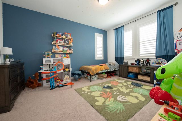 8758 Hg Madrigal Way, Elk Grove, CA 95624