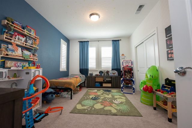 8758 Hg Madrigal Way, Elk Grove, CA 95624