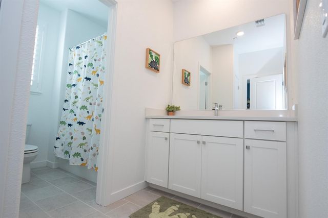 8758 Hg Madrigal Way, Elk Grove, CA 95624