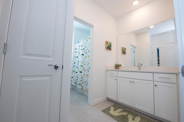 8758 Hg Madrigal Way, Elk Grove, CA 95624