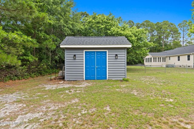 15 Stratford Place SW, Shallotte, NC 28470