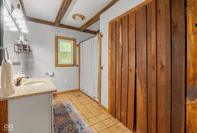 833 Helmsburg Road, Nashville, IN 47448
