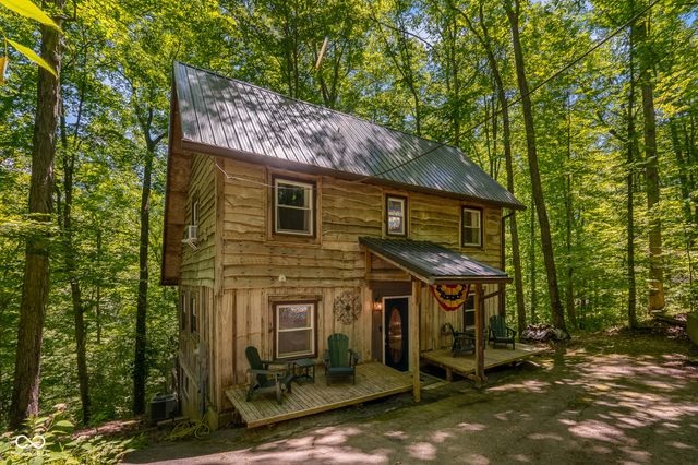 833 Helmsburg Road, Nashville, IN 47448