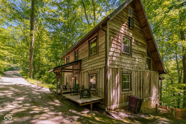 833 Helmsburg Road, Nashville, IN 47448