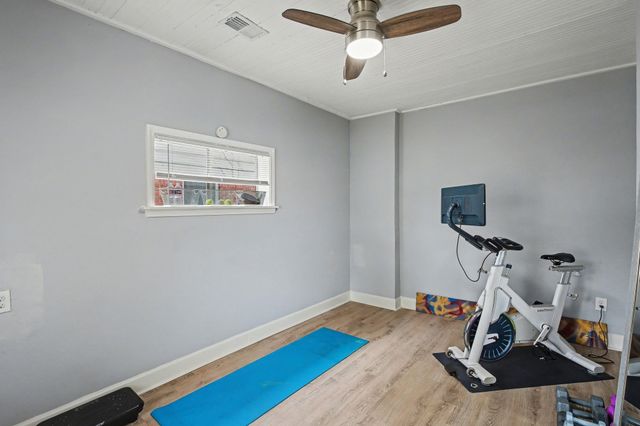 1825 FOSTER AVE, Memphis, TN 38114