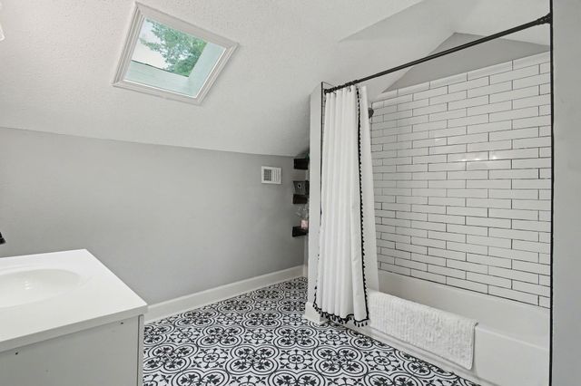 1825 FOSTER AVE, Memphis, TN 38114