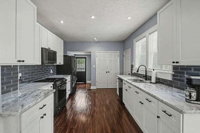 1825 FOSTER AVE, Memphis, TN 38114