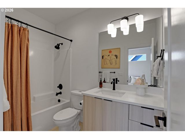3881 Se 28TH Ave, Portland, OR 97202