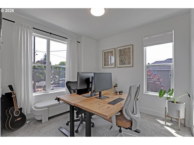 3881 Se 28TH Ave, Portland, OR 97202