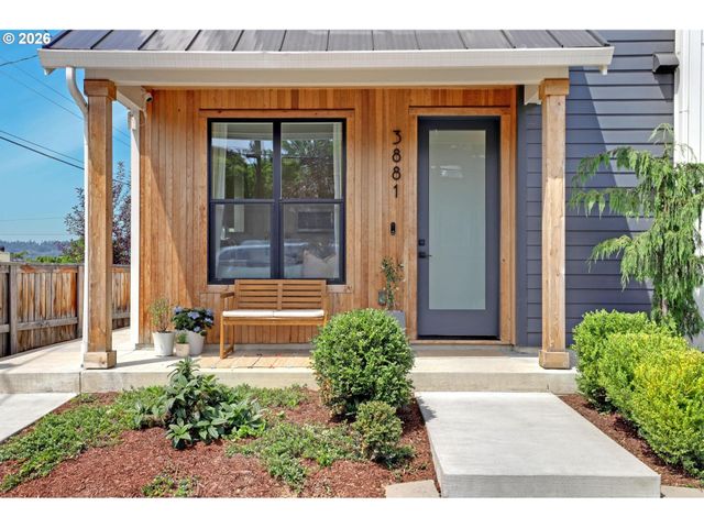 3881 Se 28TH Ave, Portland, OR 97202