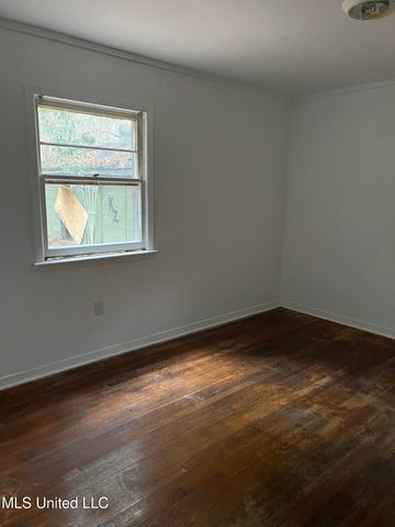 2643 Pinebrook Drive, Jackson, MS 39212