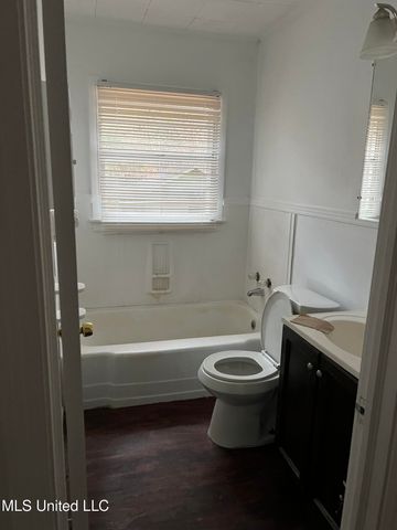 2643 Pinebrook Drive, Jackson, MS 39212