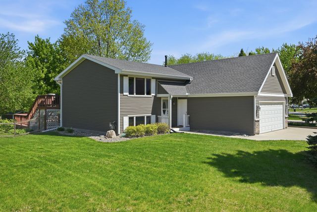 4466 W 131st Street, Savage, MN 55378