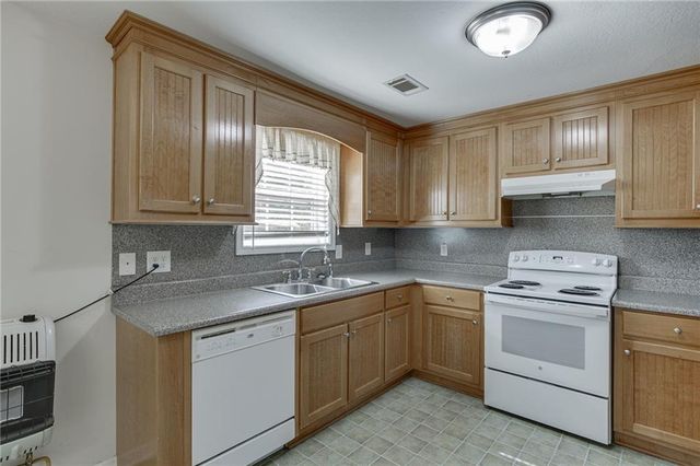 5446 Dahlonega Highway, Clermont, GA 30527
