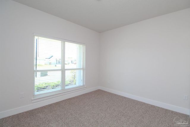 10988 Coues Dr, Pensacola, FL 32526