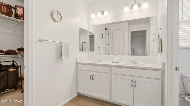 10071 S Rolling Water Drive, Vail, AZ 85641