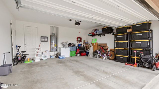 10071 S Rolling Water Drive, Vail, AZ 85641