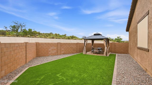 10071 S Rolling Water Drive, Vail, AZ 85641