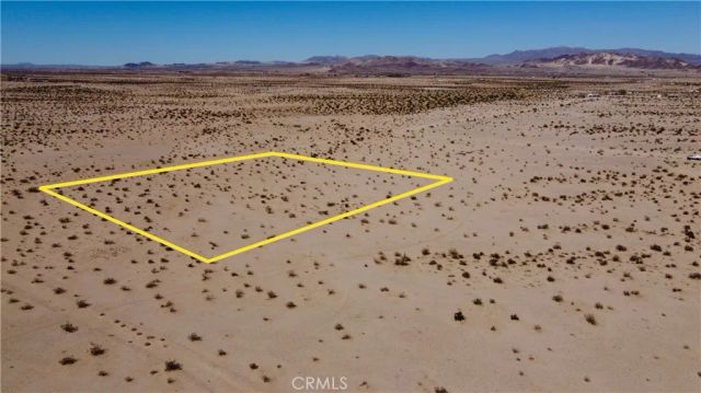 5 Topaz, 29 Palms, CA 92277