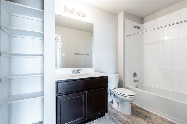 2718 Bridekirk DR, Round Rock, TX 78664