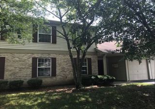 1103 STRATFORD Court D, Elgin, IL 60120