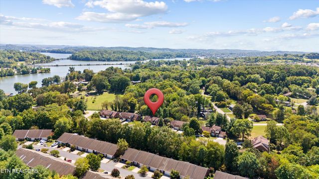 715 Landing Lane, Knoxville, TN 37934