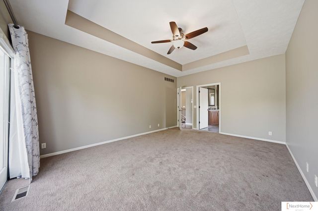 9014 Whispering Wind Road, Lincoln, NE 68512