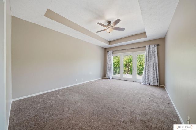 9014 Whispering Wind Road, Lincoln, NE 68512