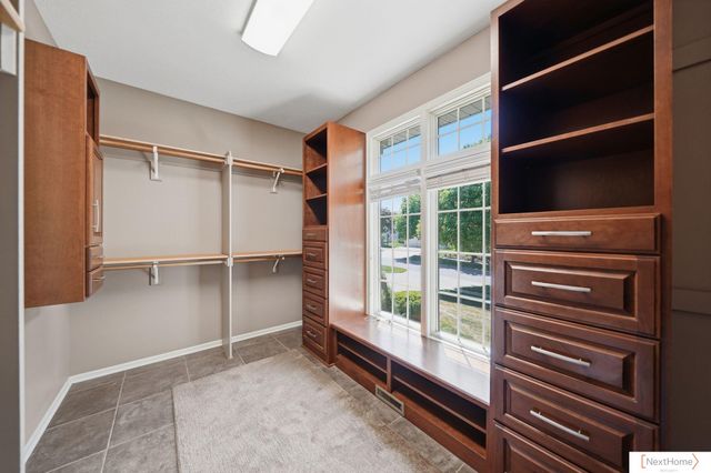 9014 Whispering Wind Road, Lincoln, NE 68512