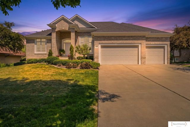 9014 Whispering Wind Road, Lincoln, NE 68512