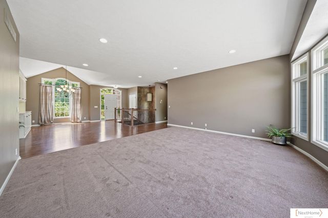 9014 Whispering Wind Road, Lincoln, NE 68512
