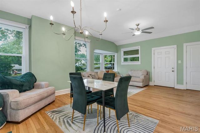 9103 Shelley Avenue, Overland, MO 63114