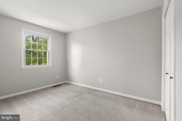 5827 RICHARDSON MEWS SQ, Halethorpe, MD 21227