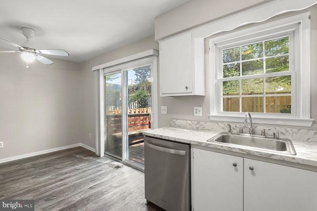 5827 RICHARDSON MEWS SQ, Halethorpe, MD 21227