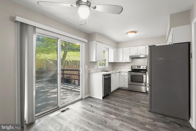 5827 RICHARDSON MEWS SQ, Halethorpe, MD 21227