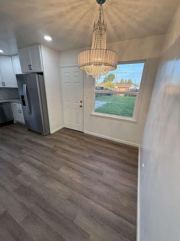 520 Colfax Ave, Modesto, CA 95354