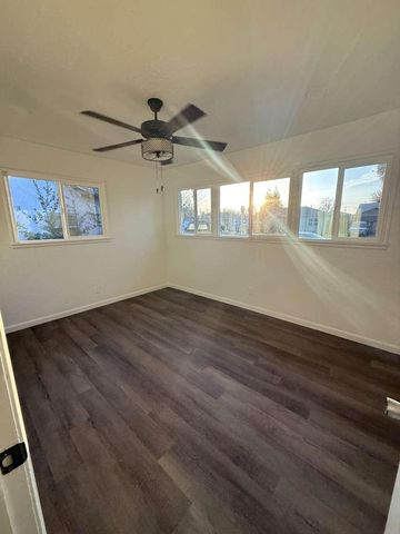 520 Colfax Ave, Modesto, CA 95354