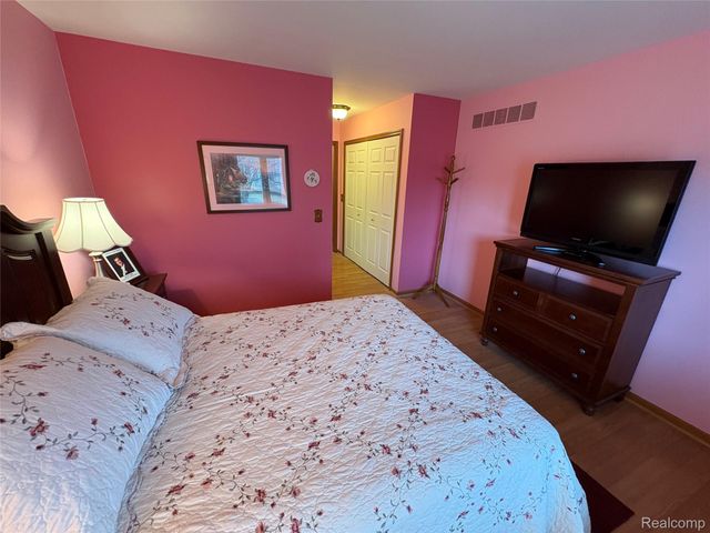 41365 FORTUNA DRIVE E, Clinton Charter Township, MI 48038