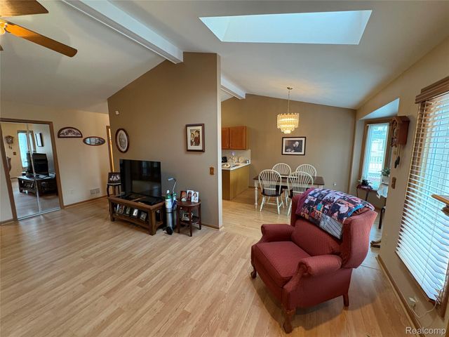 41365 FORTUNA DRIVE E, Clinton Charter Township, MI 48038